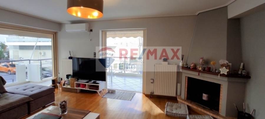 (For Sale) Residential Apartment || Piraias/Piraeus - 87 Sq.m, 2 Bedrooms, 245.000€ 